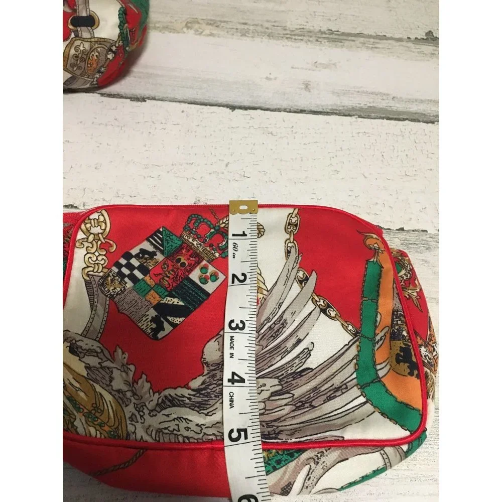 Cosmetic accessories bags set of three red white green plastic type interior zip